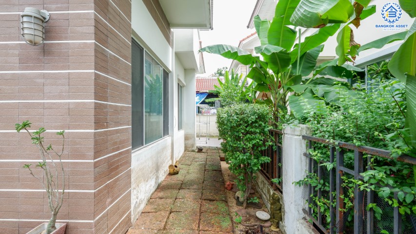 บ้านแฝดมือสอง ม.เพอร์เฟคพาร์ค วัดพระนอน  เนื้อที่กว่า 35.70 ตร.ว.  ตกแต่งสวยพร้อมเข้าอยู่ คุณภาพแบรนด์ Property Perfect  ฟังก์ชันจัดเต็ม 3 ห้องนอน 2 ห้องน้ำ 1 ที่จอดรถ  ทำเลใกล้วงแหวนกาญจนาฯ , Central Westgate และรถไฟฟ้าสายสีม่วง " สถานีตลาดบางใหญ่ "